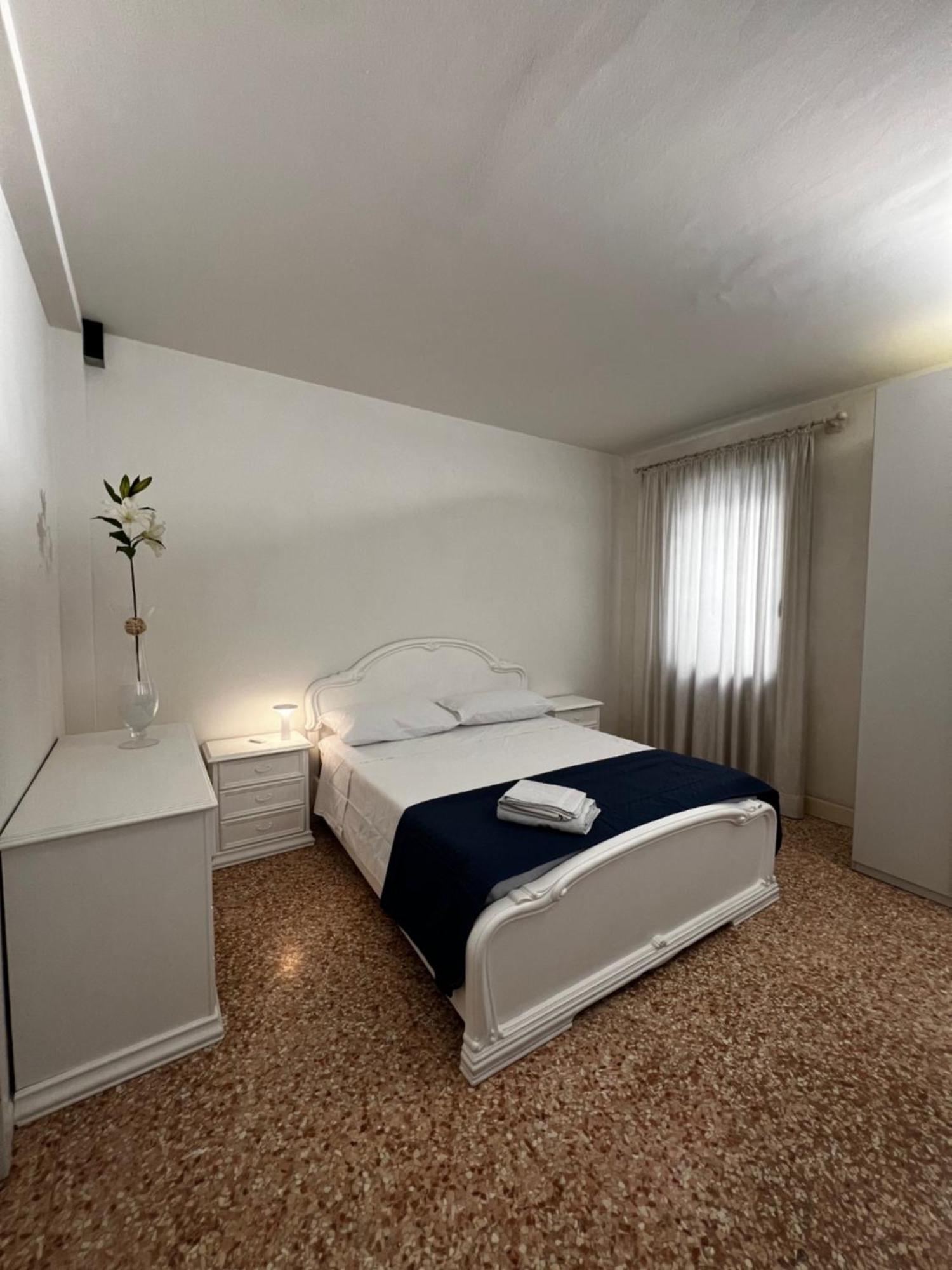 Locazione Turistica Joyful Padova Hotel Buitenkant foto