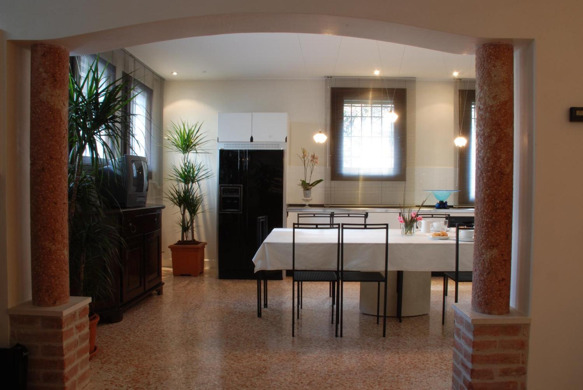 Locazione Turistica Joyful Padova Hotel Buitenkant foto